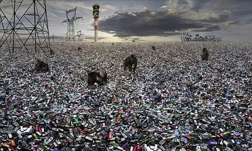 我国每年废弃手机约2亿部！闲置的旧手机最后都去了哪里？